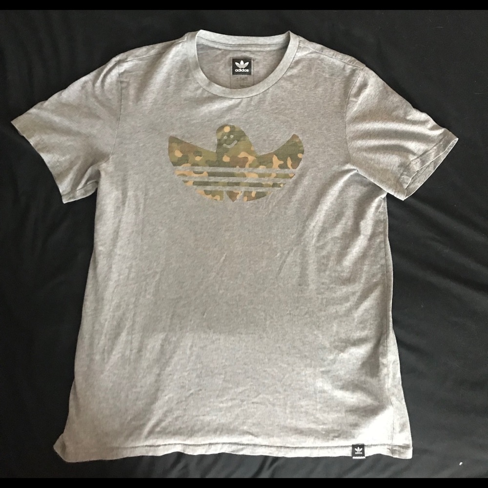 🚩🚩Sold🚩🚩🔥Adidas Originals T-Shirt🔥